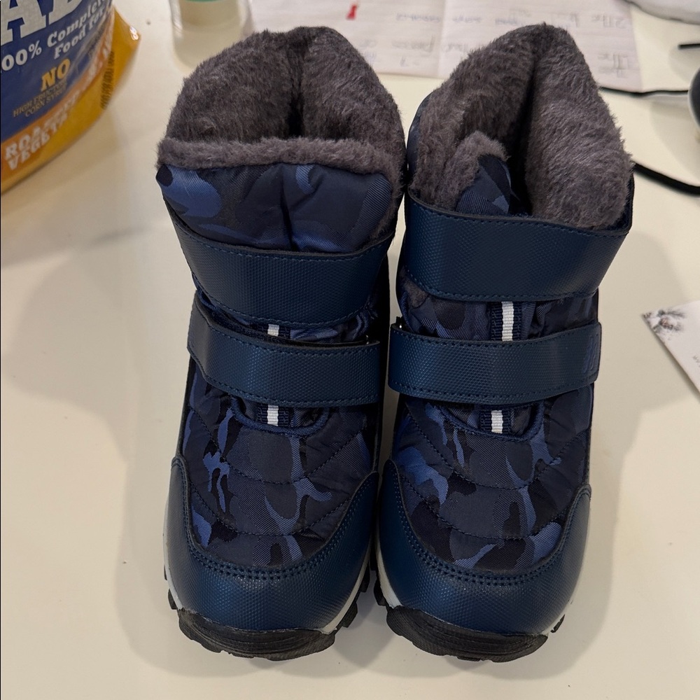 Navy Camouflage Kids winter boots ❄️